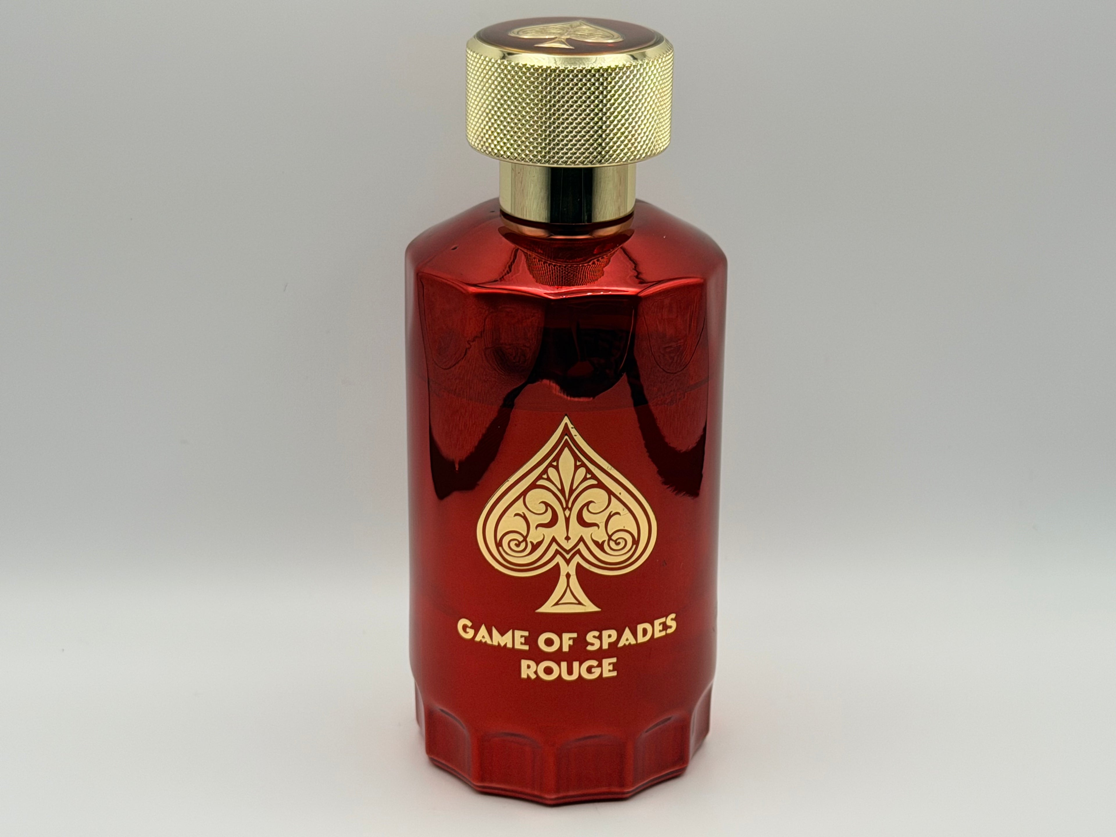 Game of Spades Rouge Parfum bottle