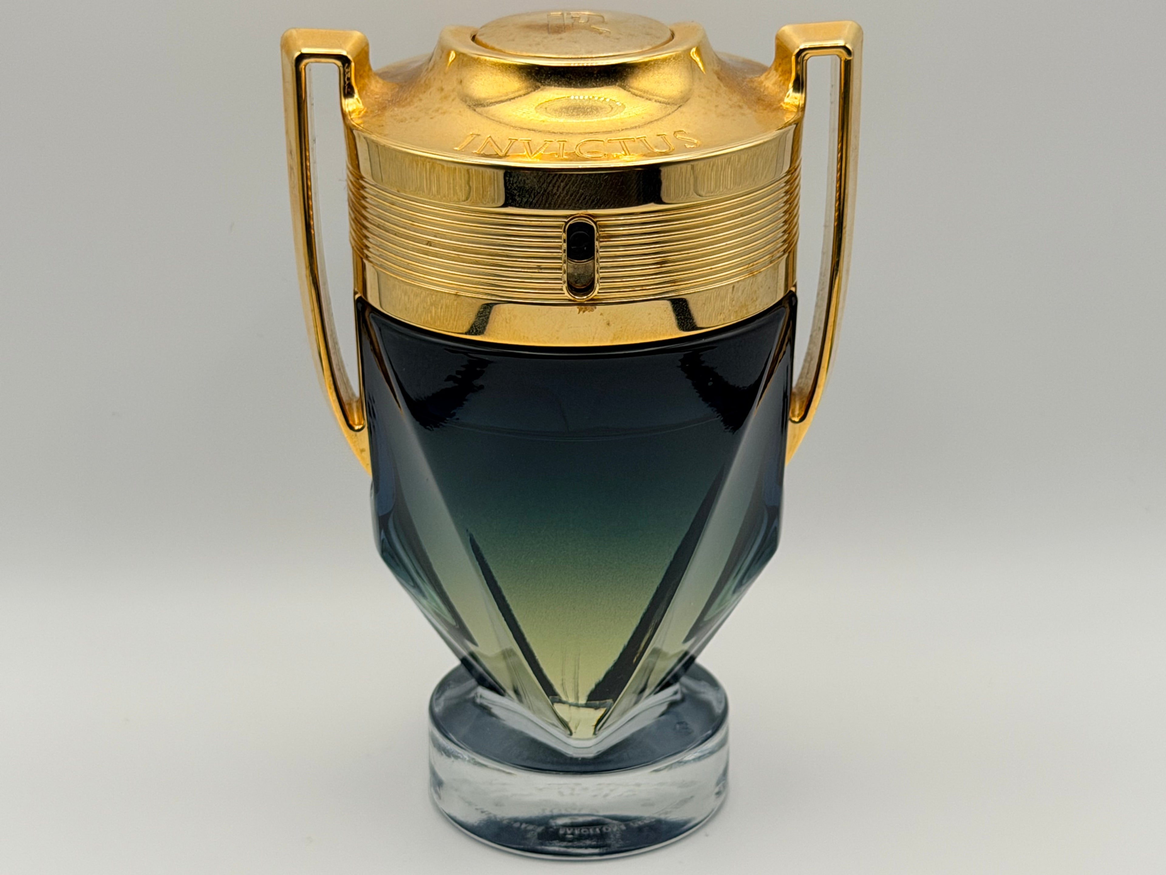 Paco Rabanne Invictus Parfum bottle